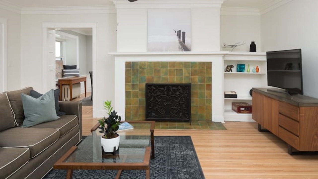 Photo of Livingroom in Hanover Place