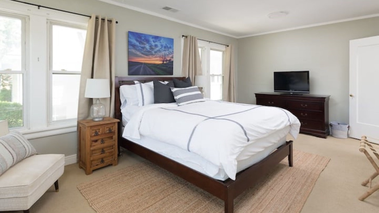 Photo of Bedroom in Hanover Place