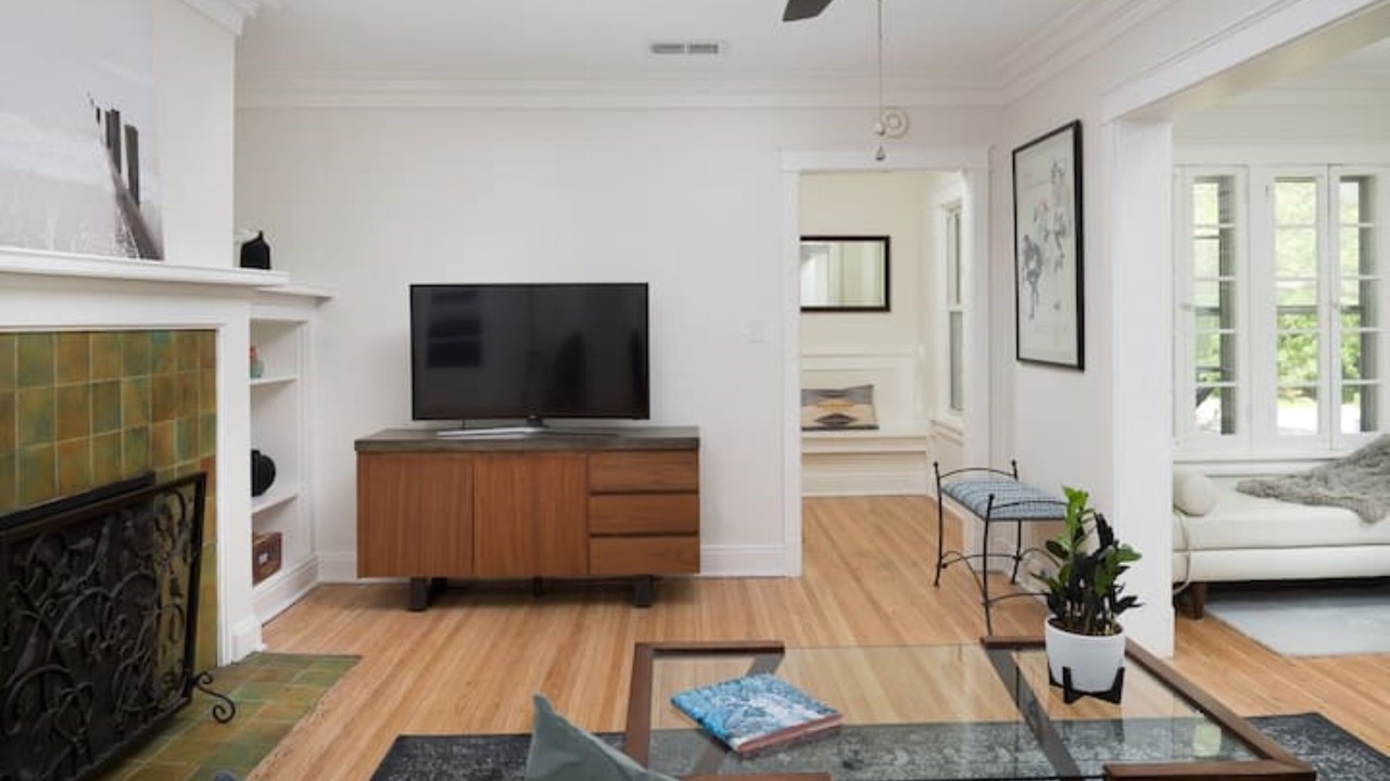 Photo of Livingroom in Hanover Place