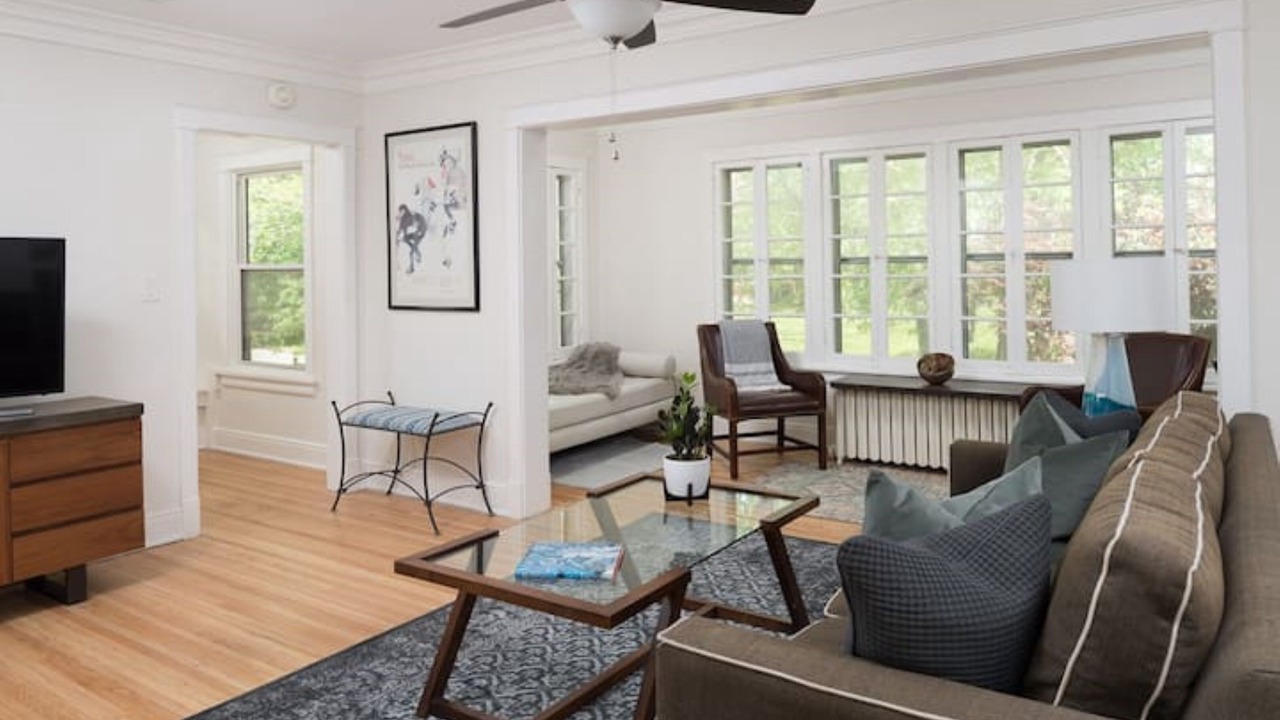 Photo of Livingroom in Hanover Place