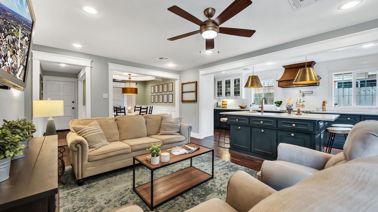 Photo of Livingroom in Waco
