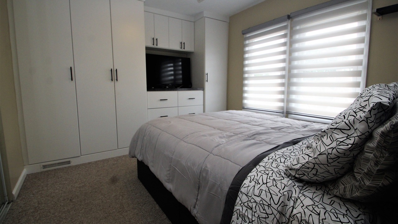 Photo of Bedroom in Squirrel Hill South