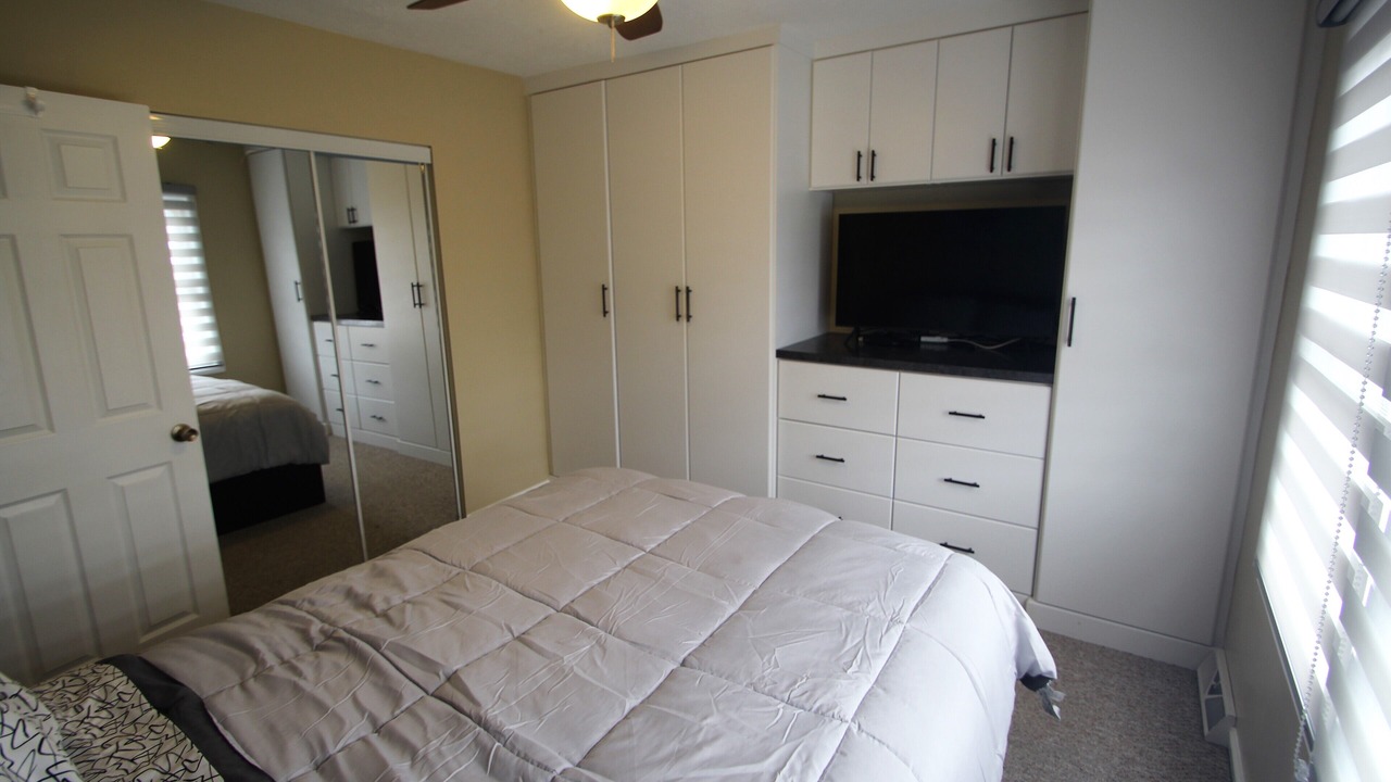 Photo of Bedroom in Squirrel Hill South
