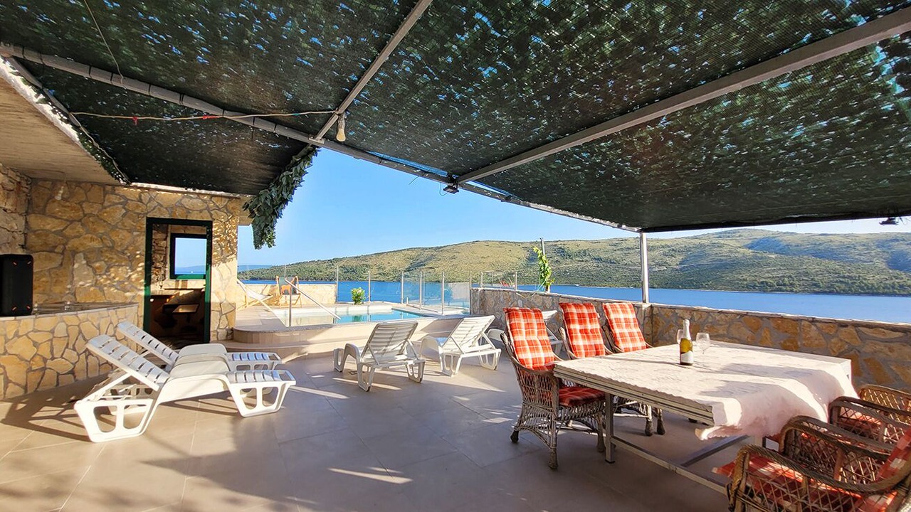 Photo of Outdoor in Seget