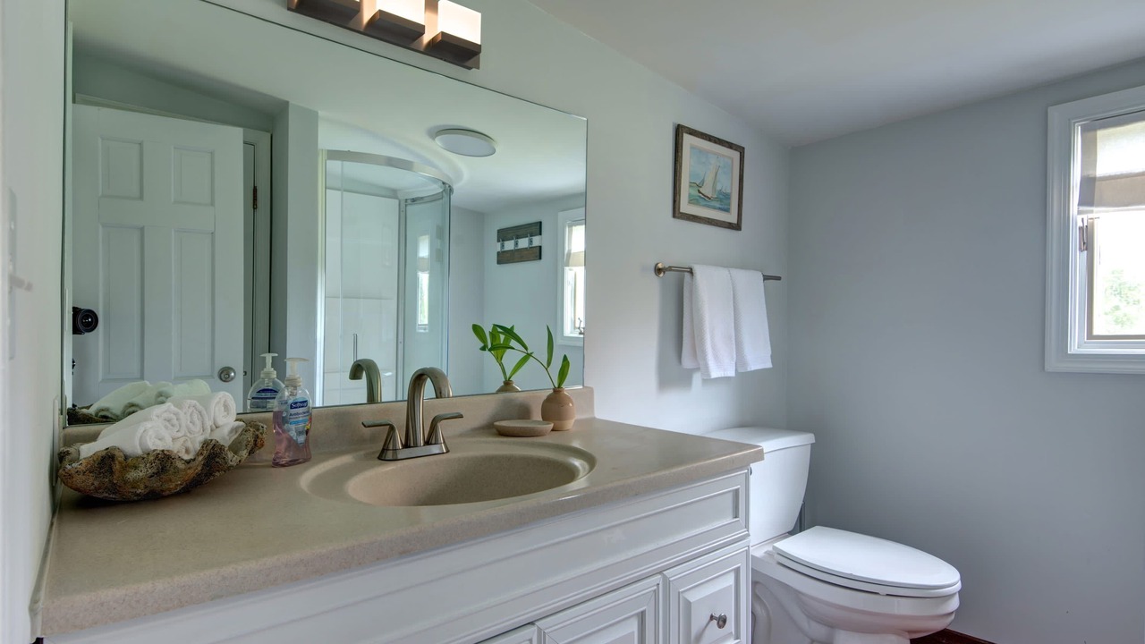 Photo of Bedroom in Town of Owasco