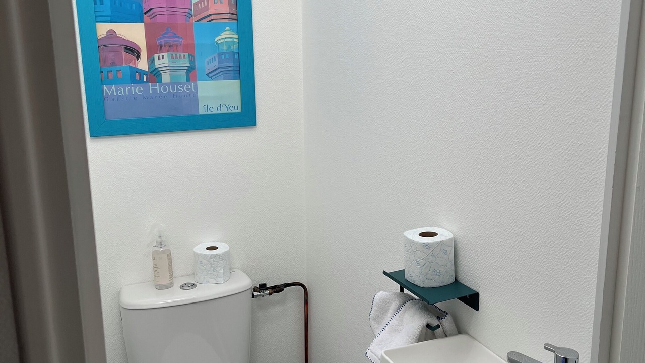 Photo of Bathroom in Pornic