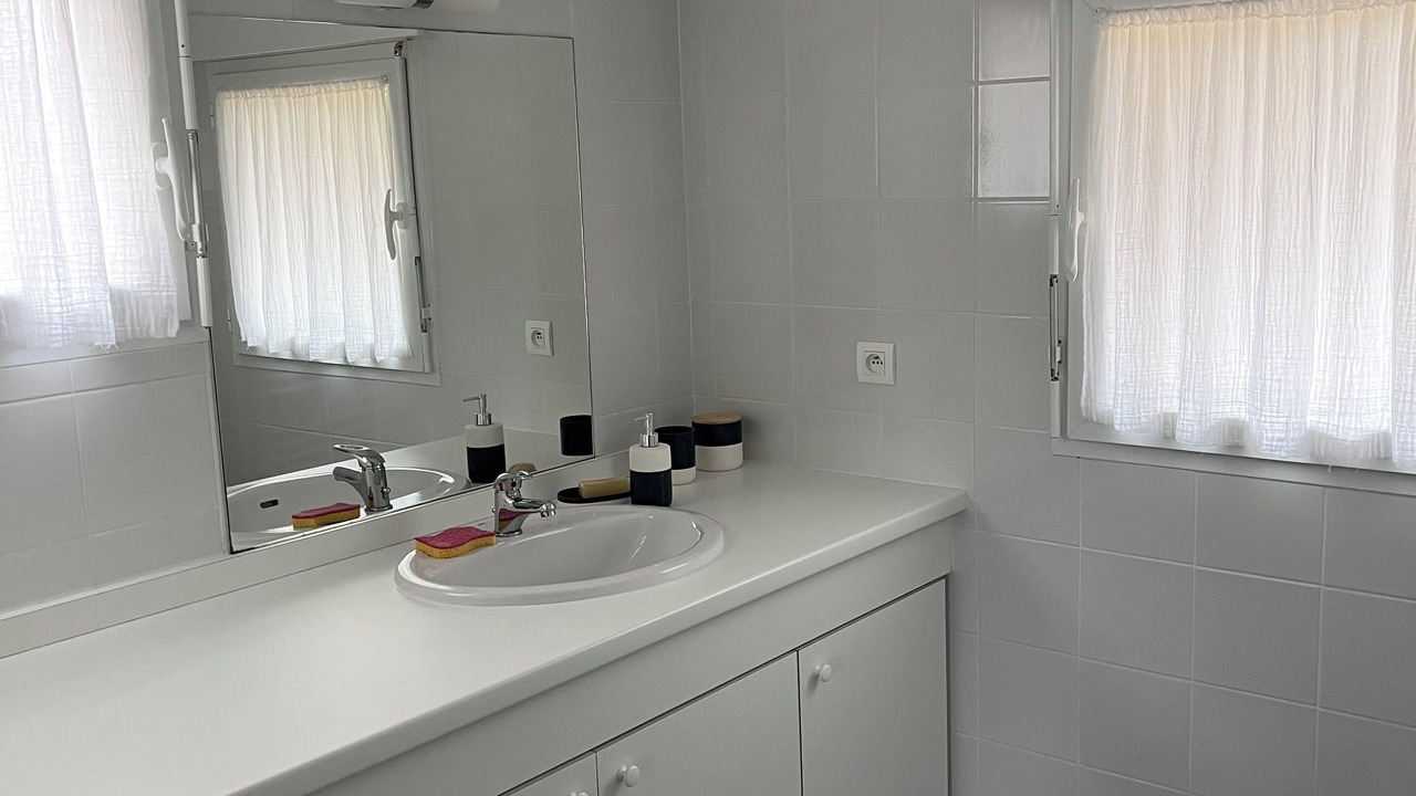 Photo of Bathroom in Pornic