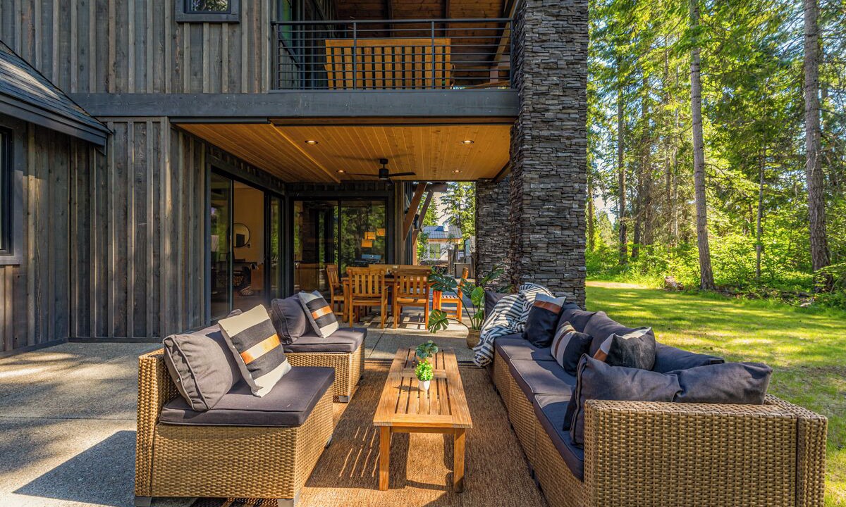 Photo of Outdoor in Roslyn