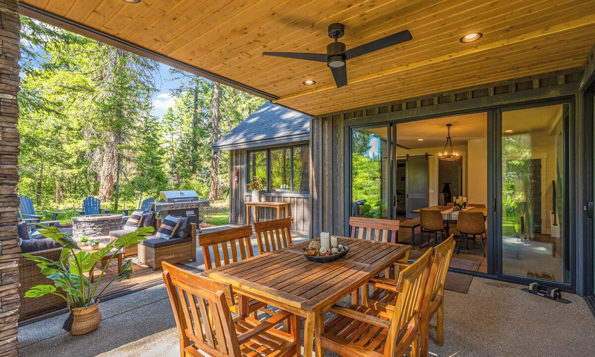 Photo of Outdoor in Roslyn