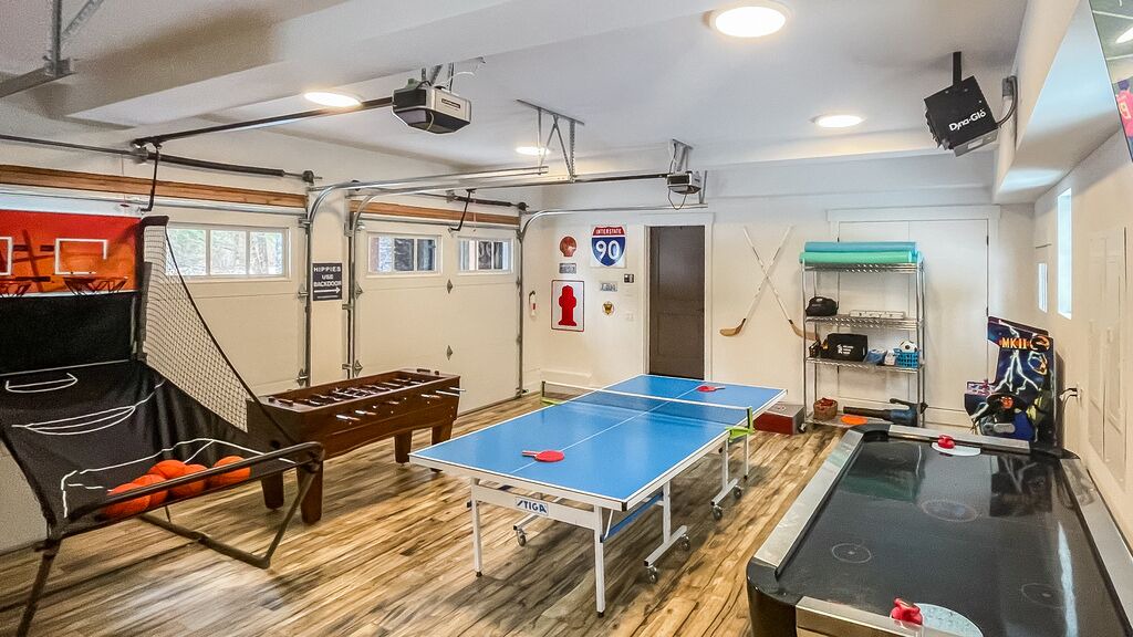 Photo of Bedroom in Roslyn