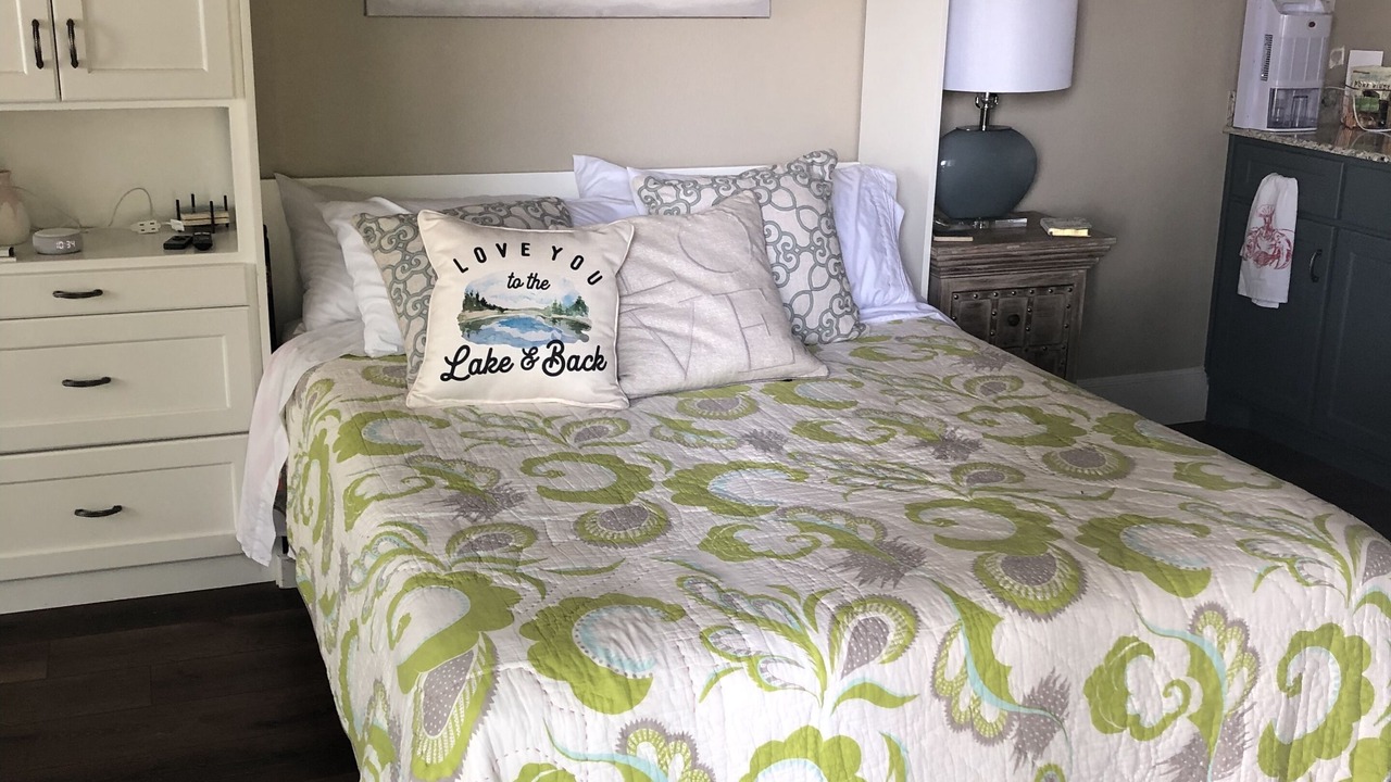 Photo of Bedroom in Tool