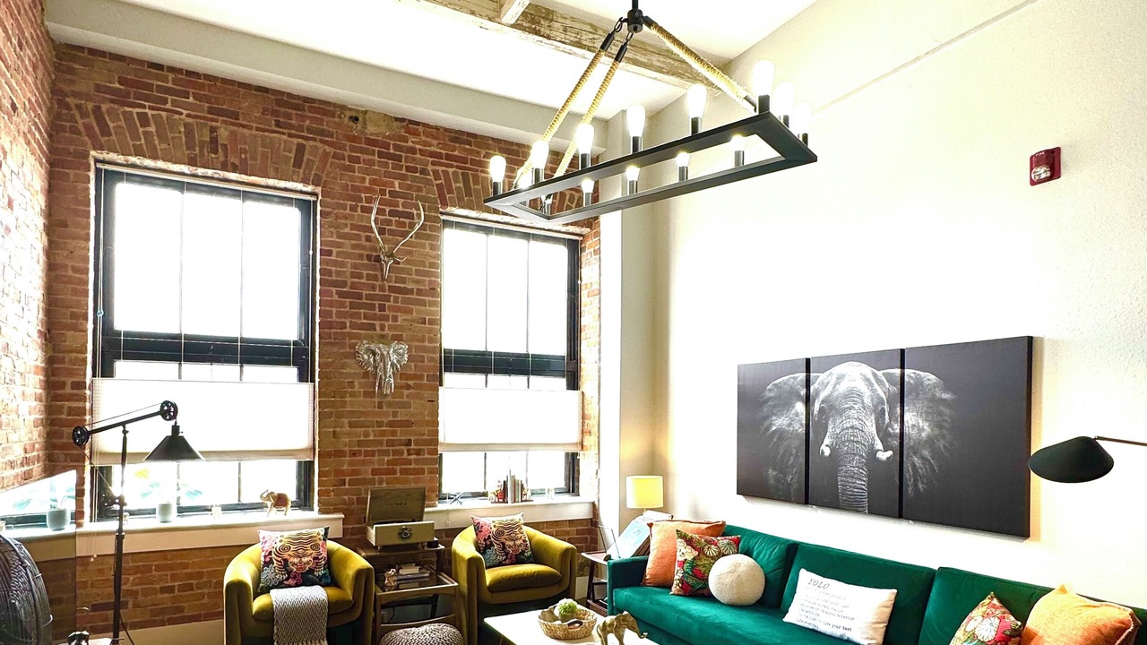 Photo of Livingroom in Wilmington Historic District