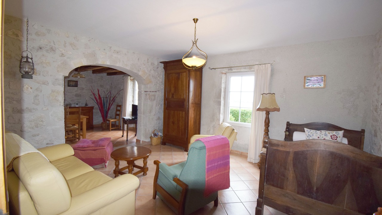 Photo of Livingroom in Perville