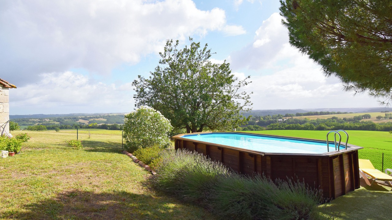 Photo of Outdoor in Perville