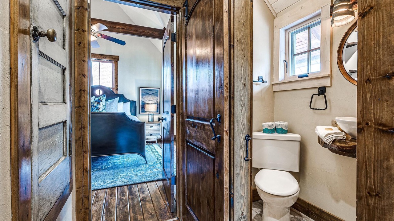 Photo of Bathroom in Eufaula