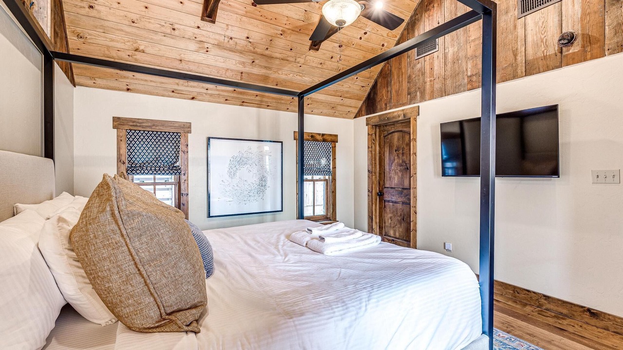 Photo of Bedroom in Eufaula