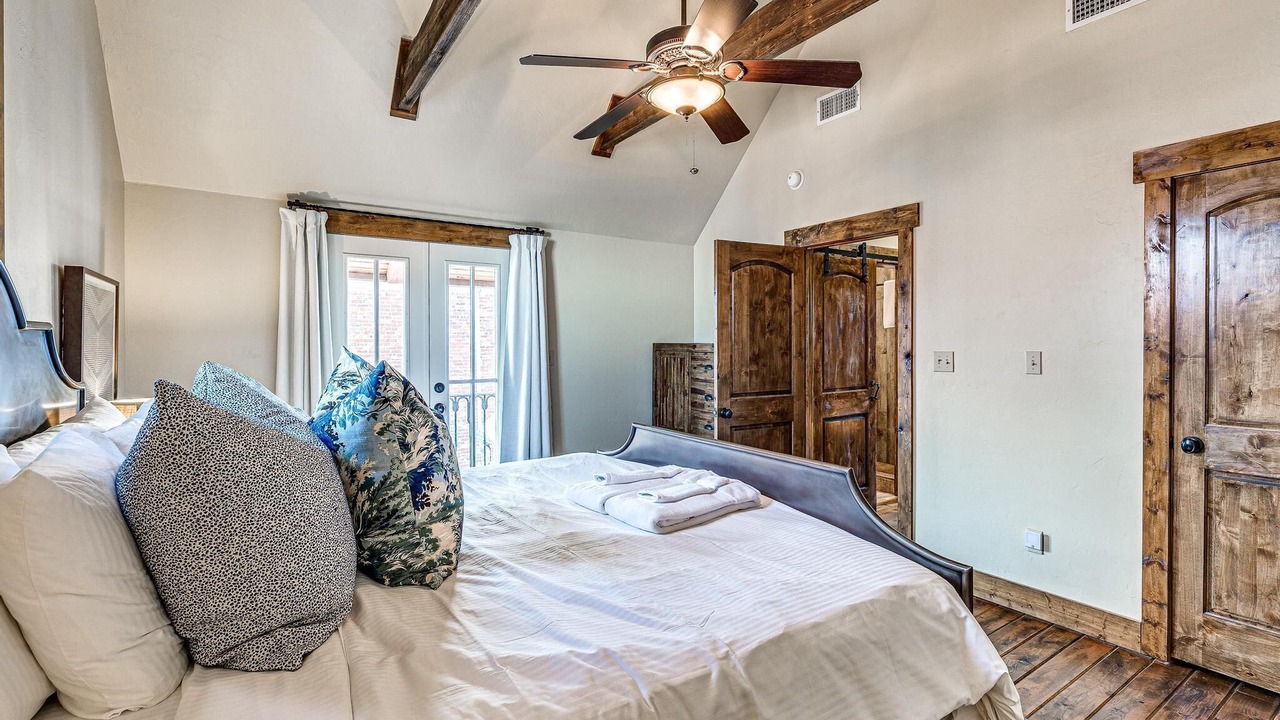 Photo of Bedroom in Eufaula