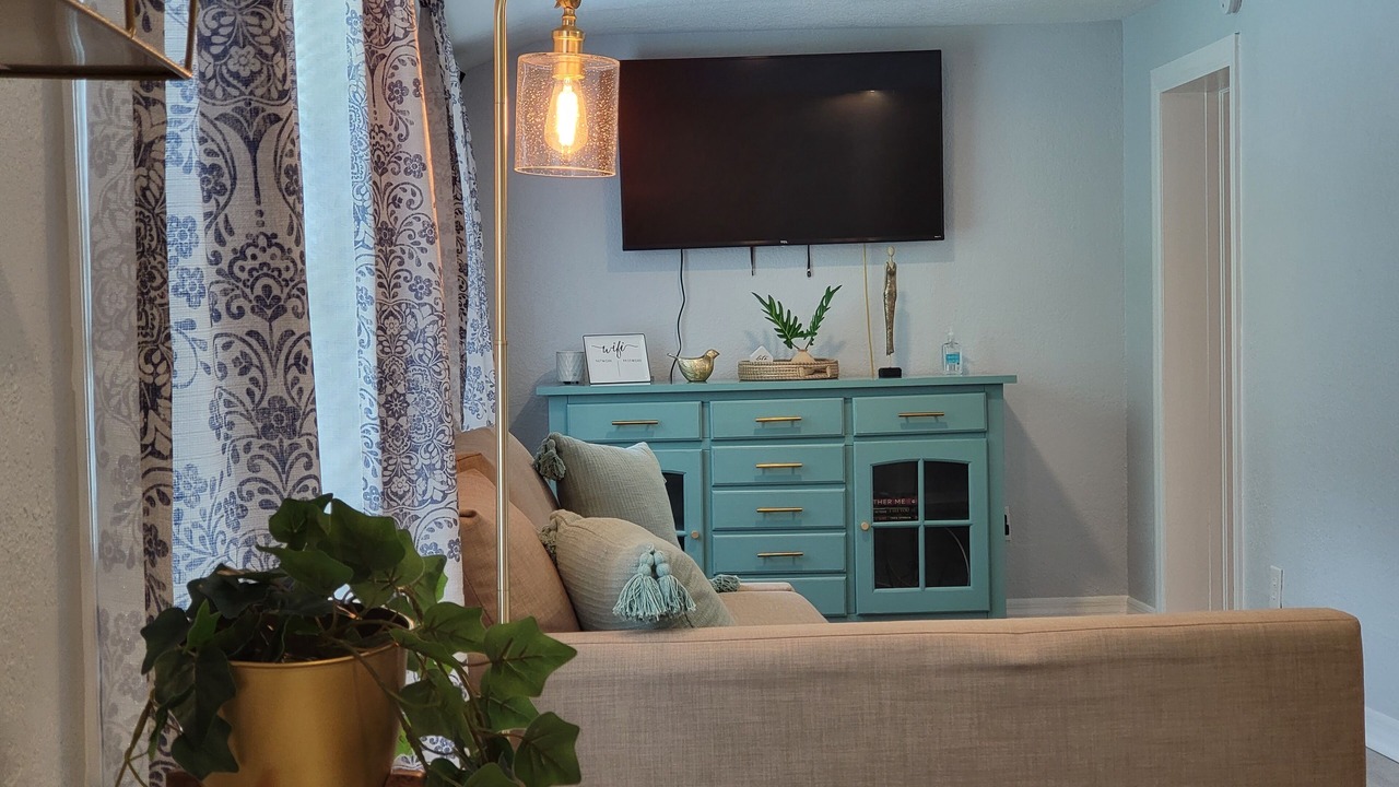 Photo of Livingroom in Riverview