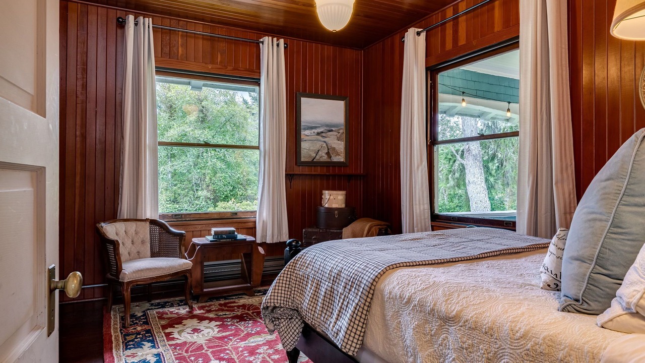 Photo of Bedroom in Seaview