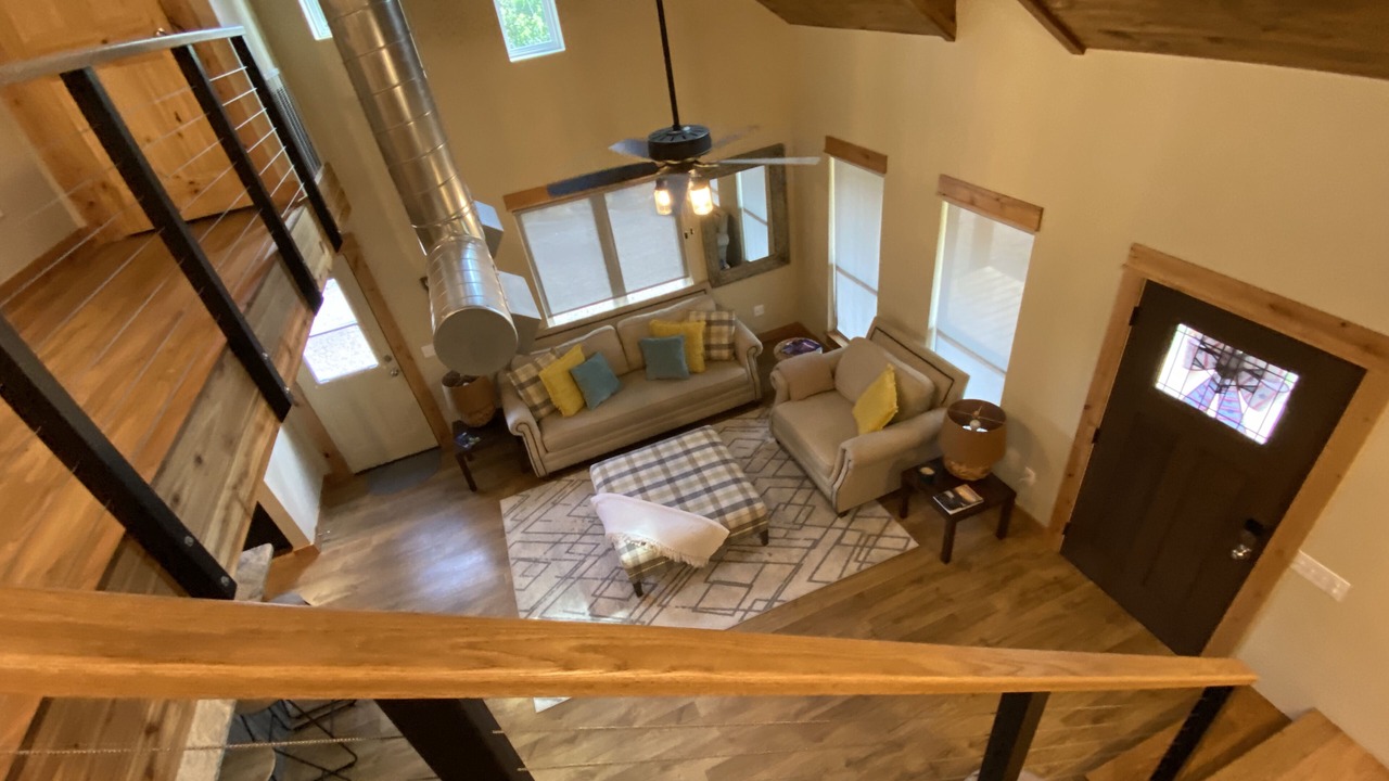 Photo of Livingroom in Sulphur