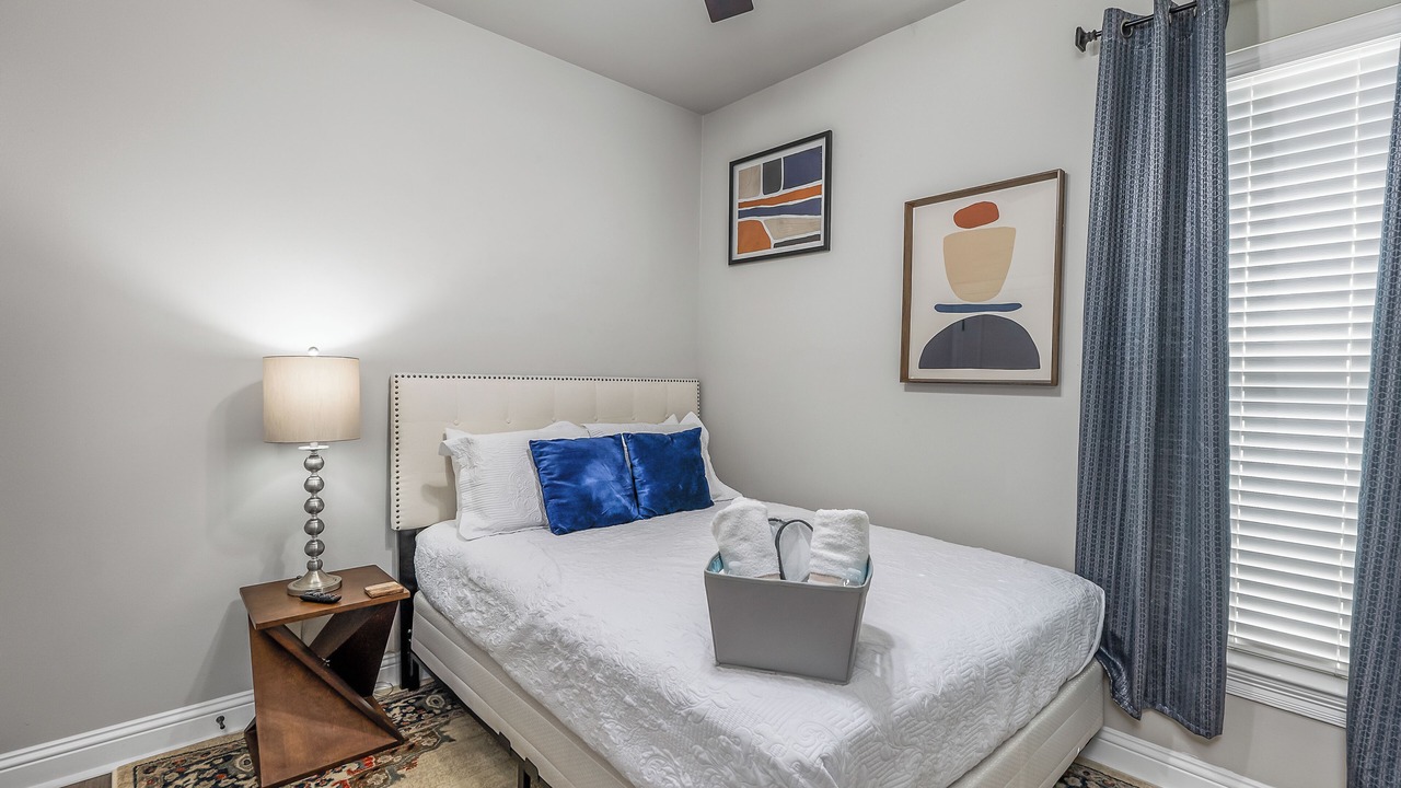 Photo of Bedroom in Shreveport