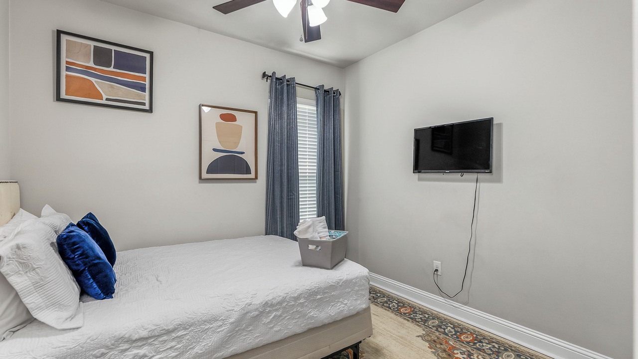 Photo of Bedroom in Shreveport