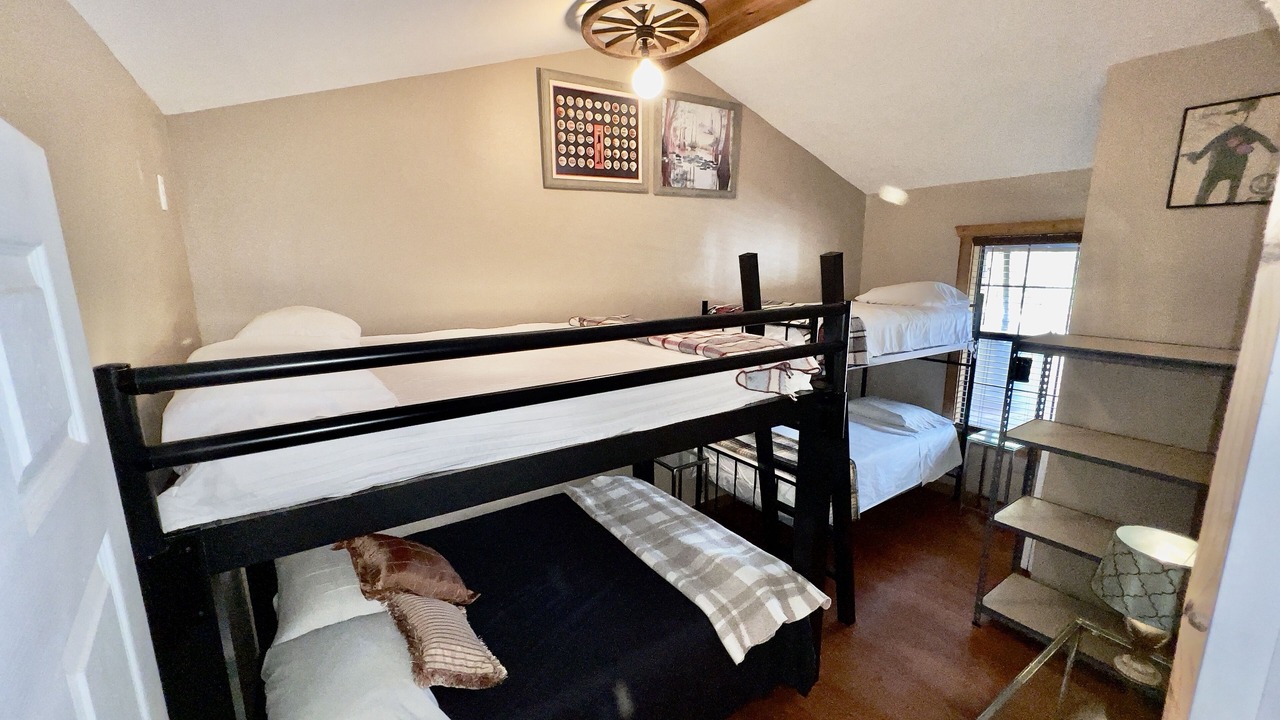 Photo of Bedroom in Tarpley