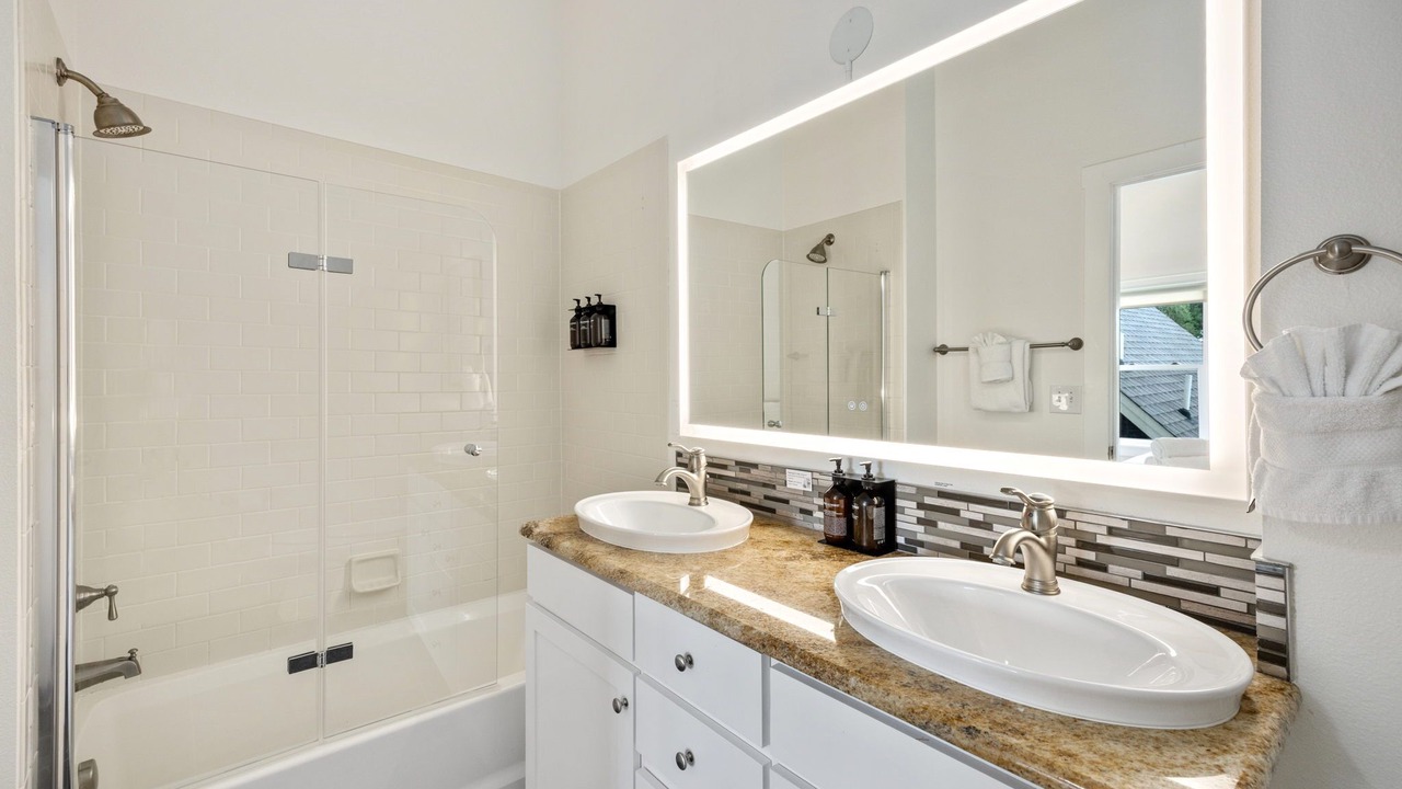 Photo of Bathroom in Old Town North