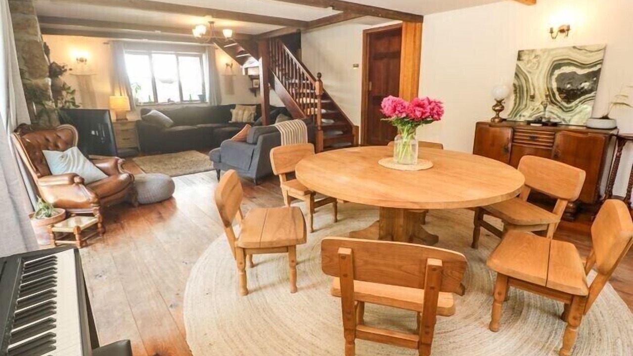 Photo of Others in Truro