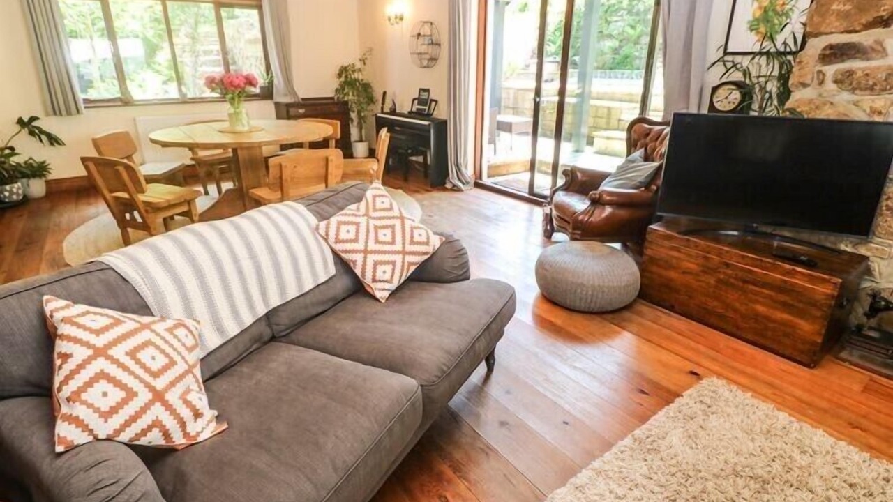 Photo of Livingroom in Truro