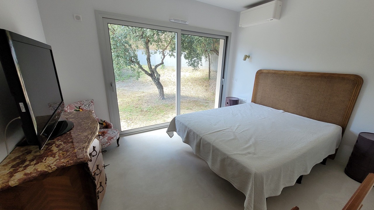 Photo of Bedroom in Montesquieu-des-Alberes
