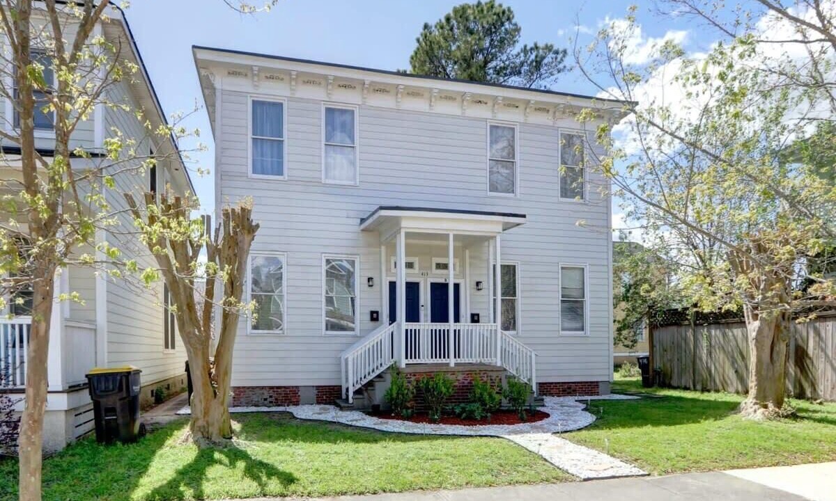 Photo of Outdoor in Thomas Square