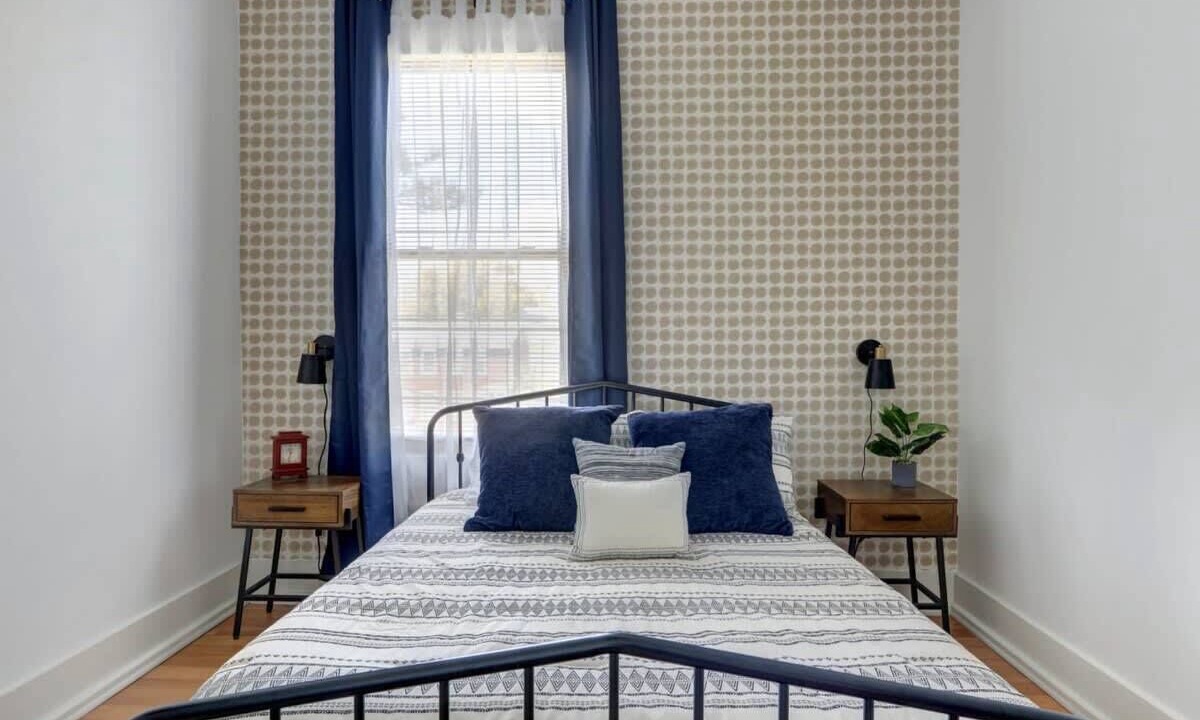 Photo of Bedroom in Thomas Square