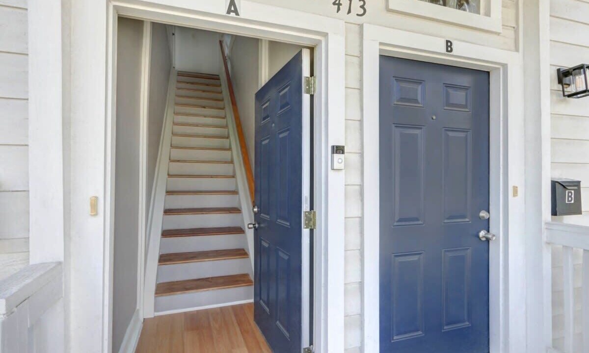 Photo of Others in Thomas Square