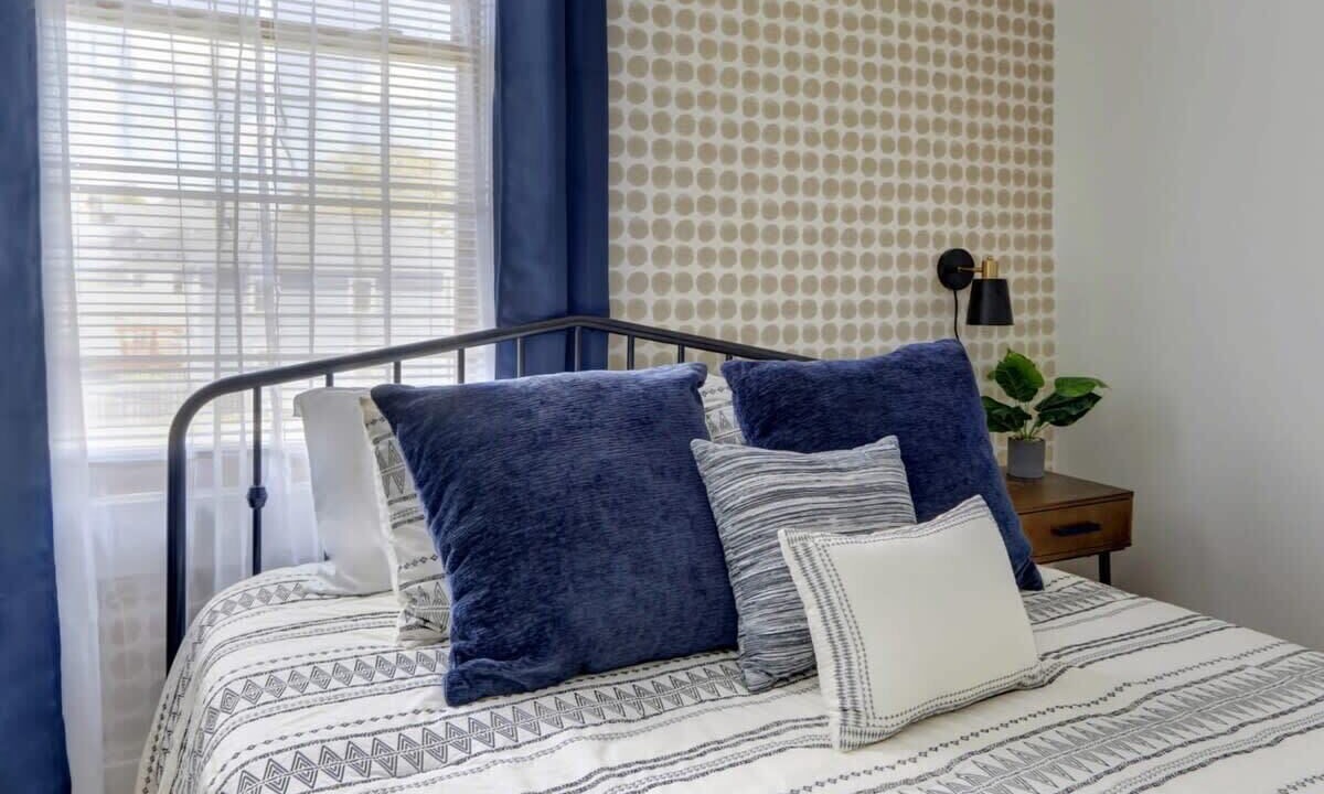 Photo of Bedroom in Thomas Square