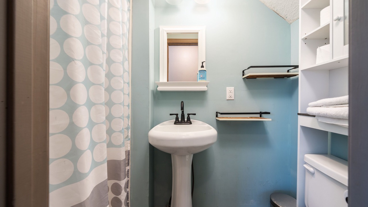 Photo of Bathroom in Hardy