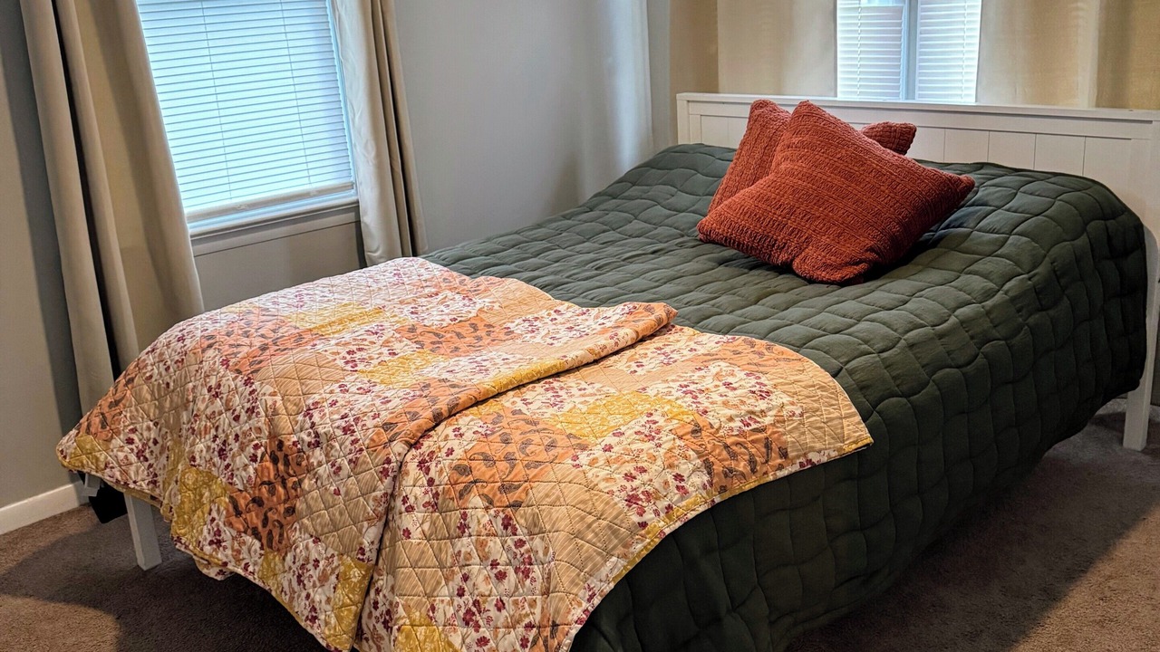 Photo of Bedroom in Edenton