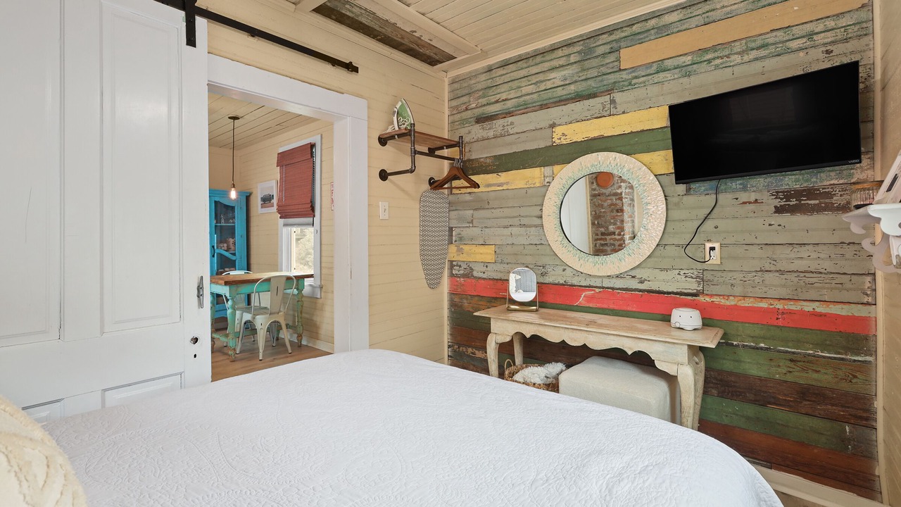 Photo of Bedroom in San Jacinto