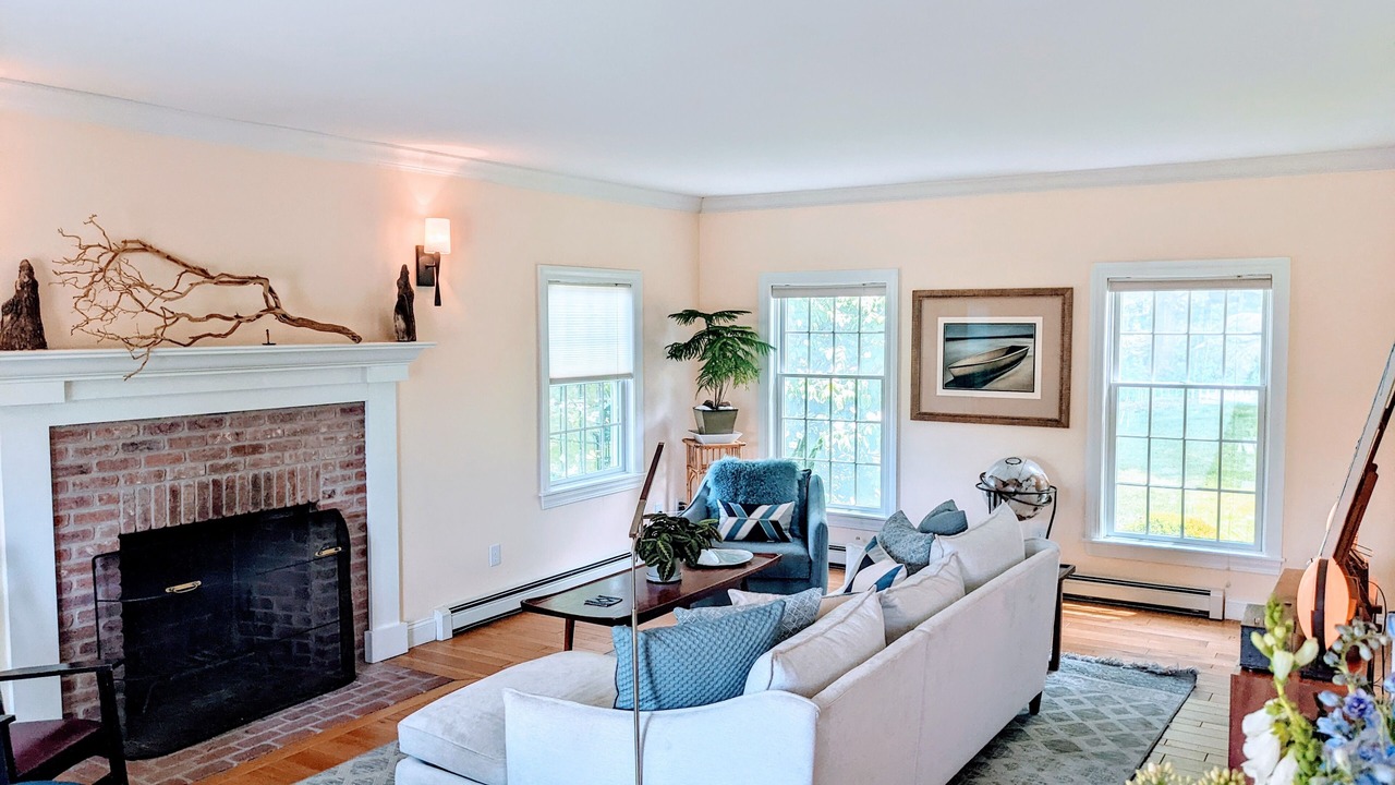 Photo of Livingroom in Sheffield