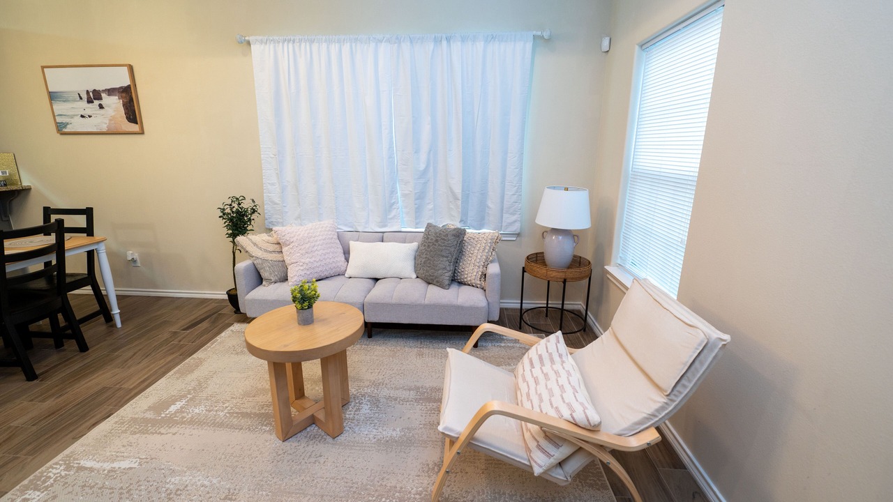 Photo of Livingroom in Edinburg