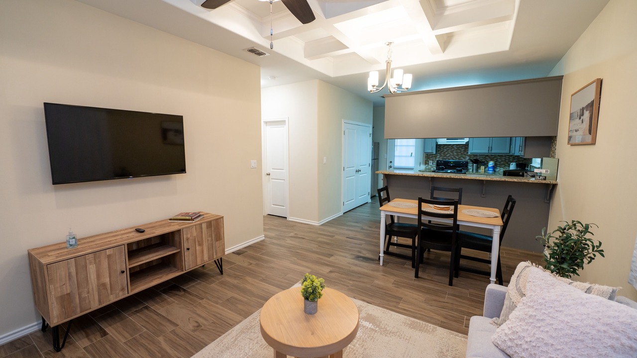 Photo of Livingroom in Edinburg