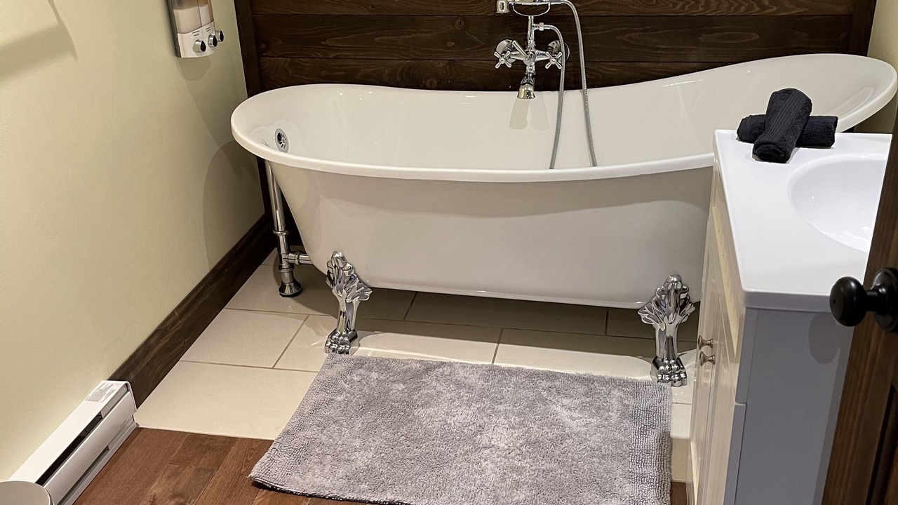Photo of Bathroom in Saint Come