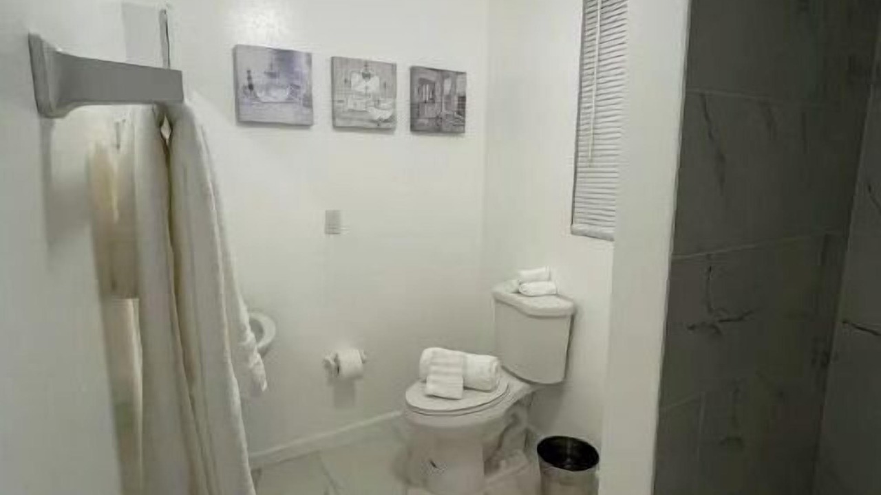 Photo of Bathroom in Downtown Miami