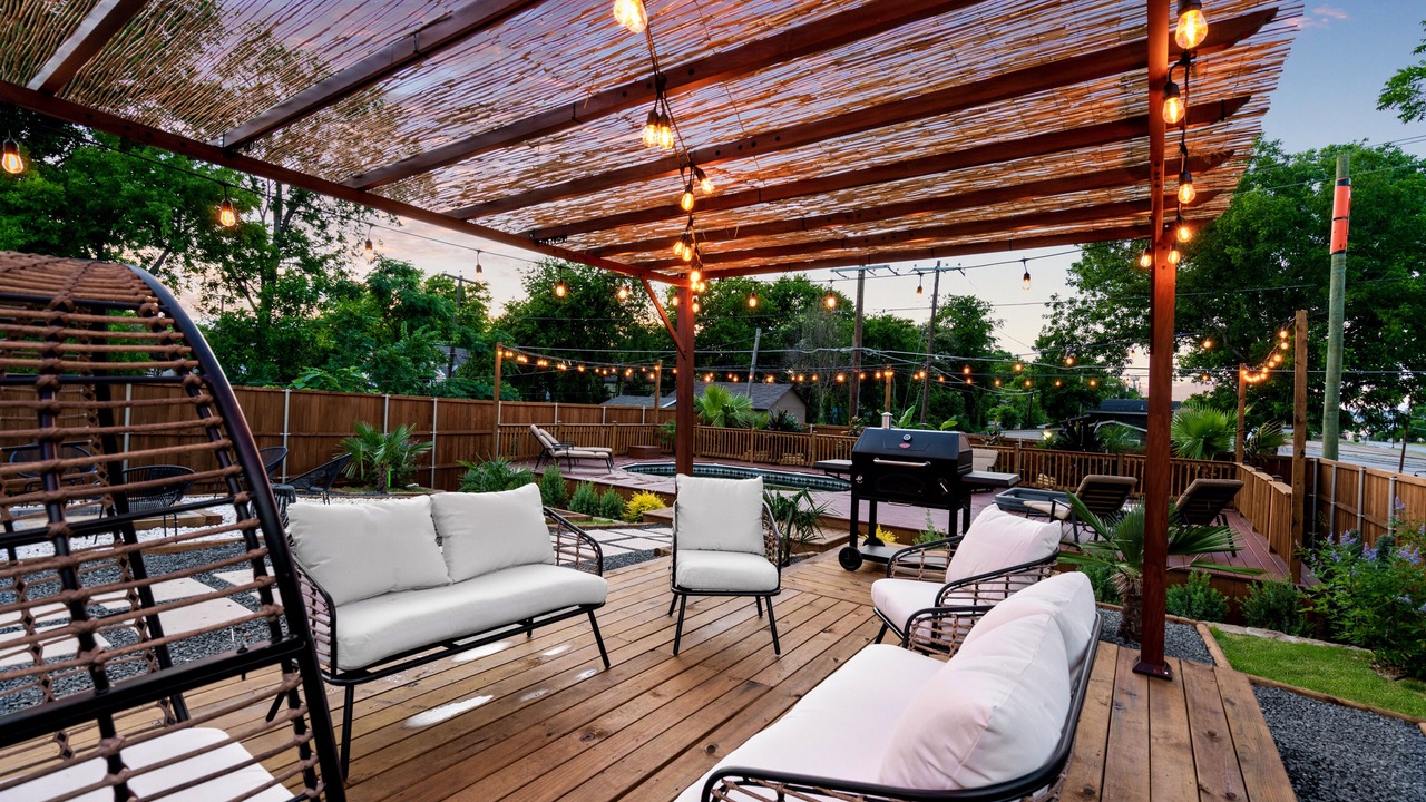 Photo of Patio Balcony in Cedar Crest