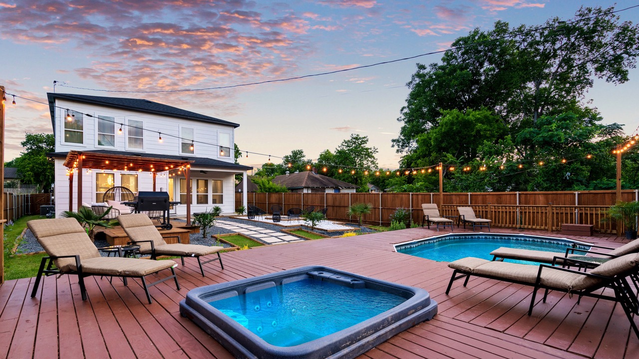 Photo of Outdoor in Cedar Crest