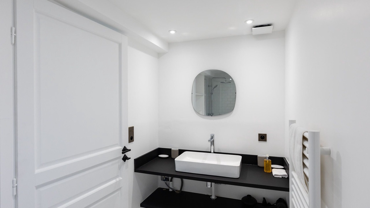 Photo of Bathroom in Honfleur