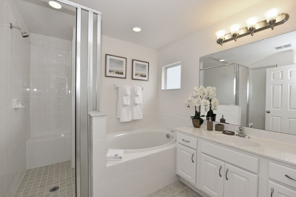 Photo of Bathroom in Watersong