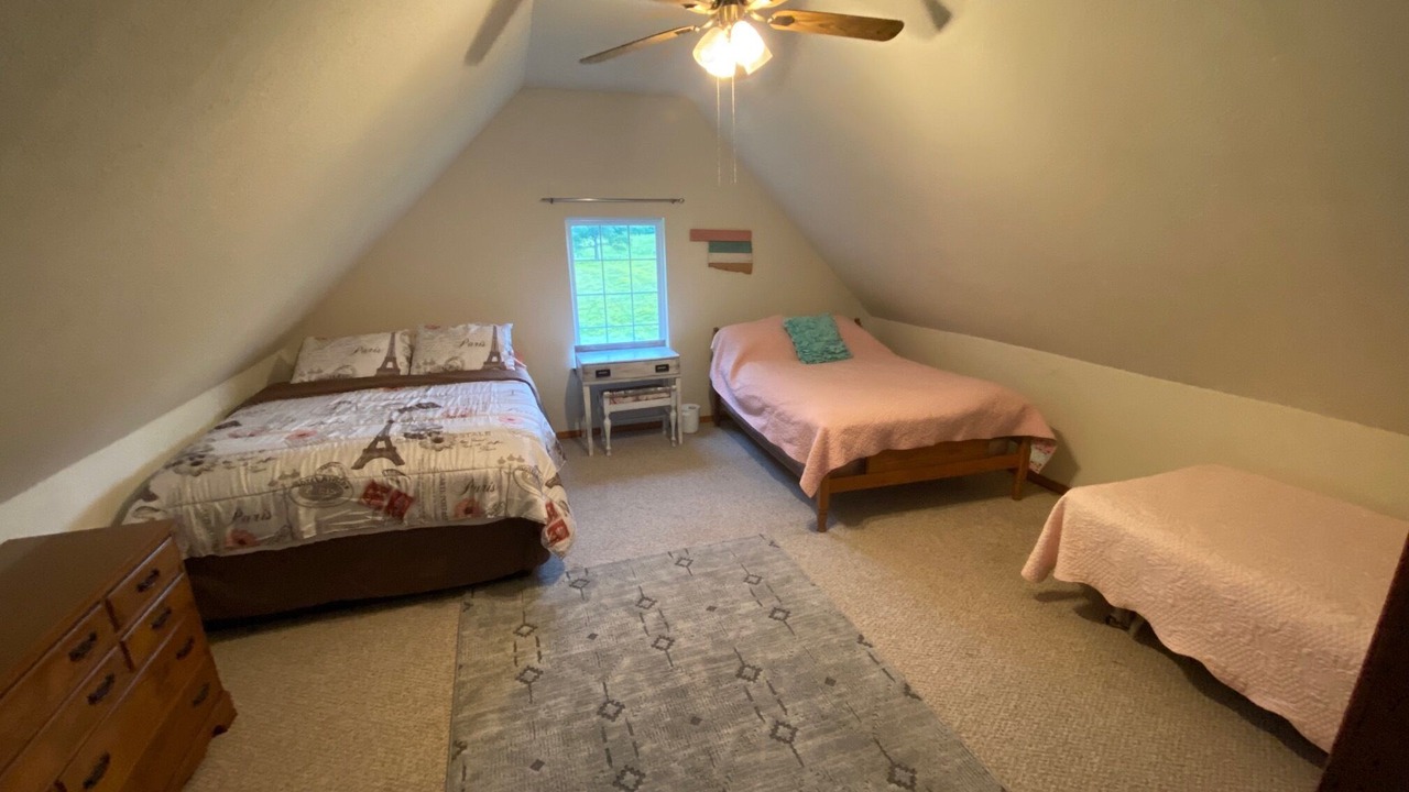 Photo of Bedroom in West Siloam Springs