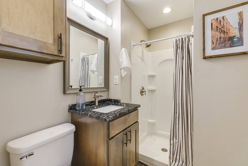 Photo of Bathroom in Central Oklahoma City