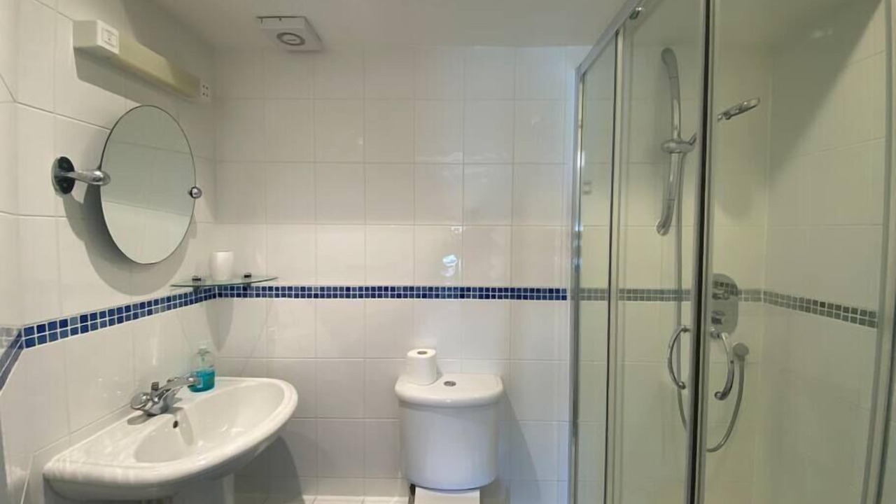 Photo of Bathroom in Sandown